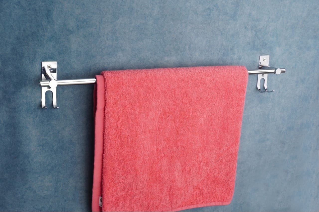 Delux Stainless Steel (24 Inches) Towel Rod