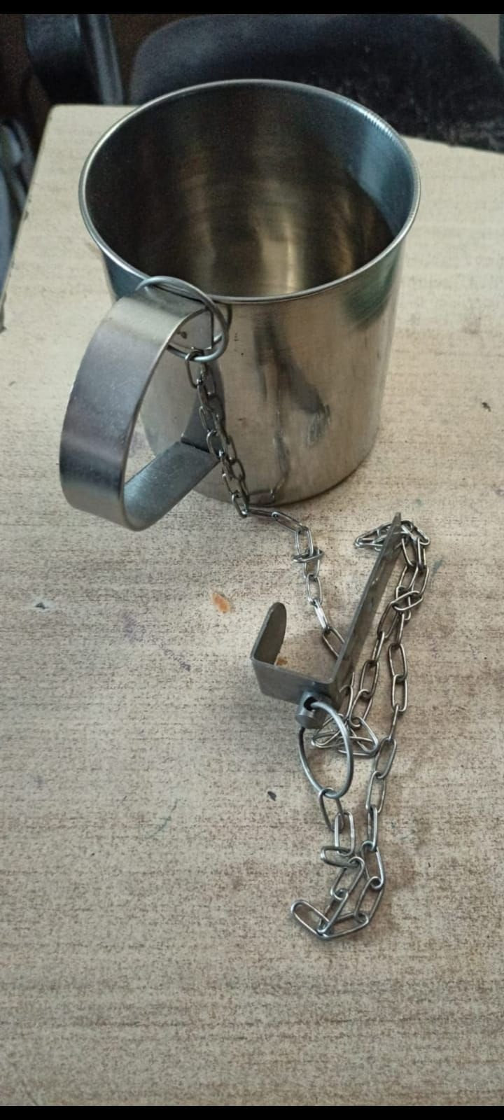 Mug and Chain Stainless Steel